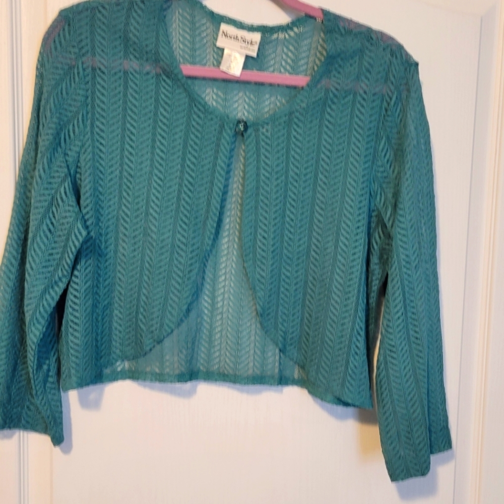 North style women's crop cover up